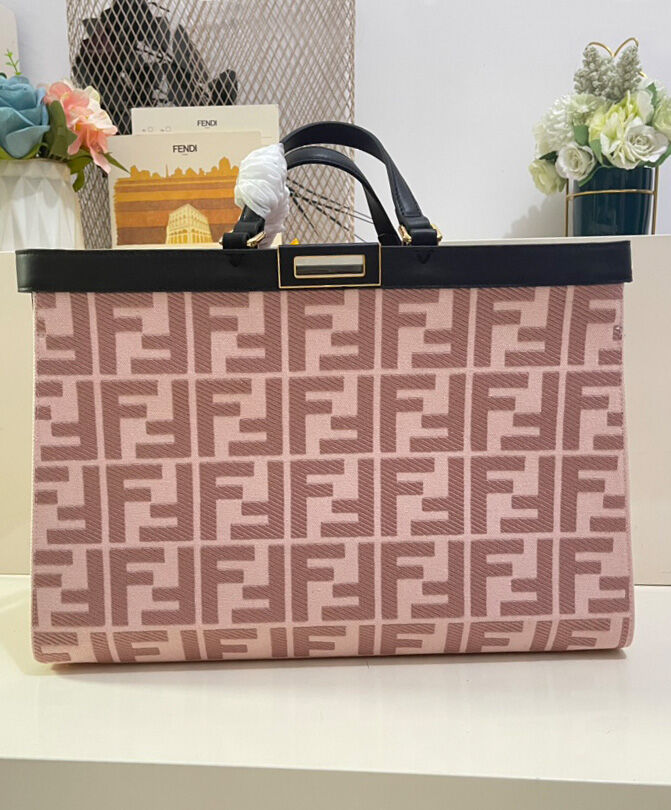 Fendi Peekaboo X Tote Bag 8BH374 Pink